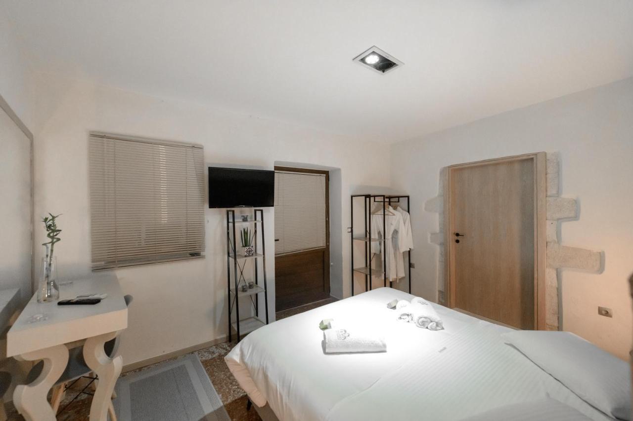Athina House Spa & Hammam Arkhondikí Екстериор снимка