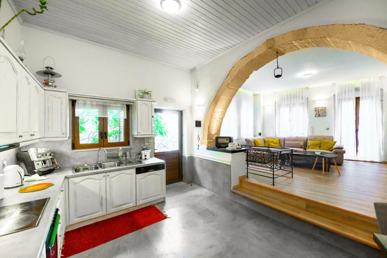Athina House Spa & Hammam Arkhondikí Екстериор снимка